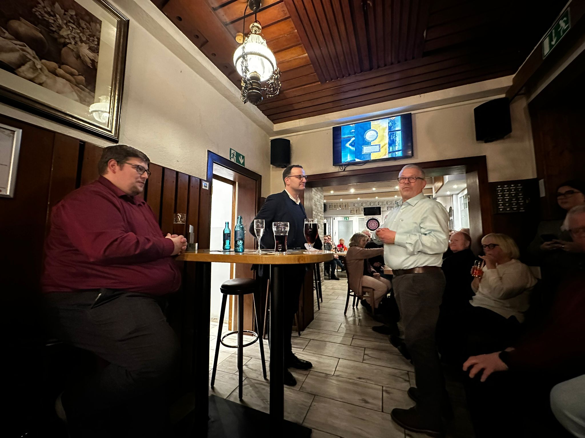 ... vergrößern: